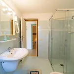 Casa Serena Vista Mare - Goelba Apartment *