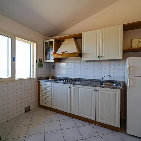 Casa Serena Vista Mare - Goelba كابوليفيري