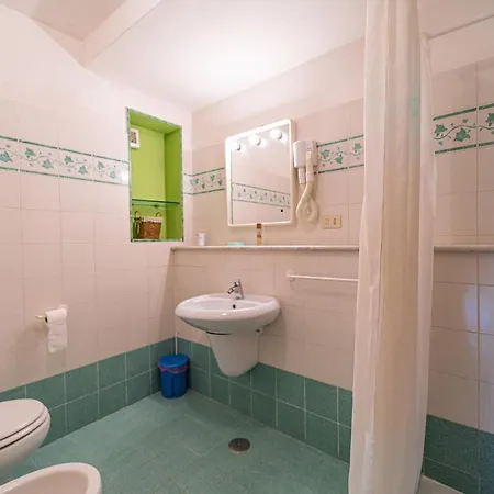Casa Serena Vista Mare - Goelba * كابوليفيري